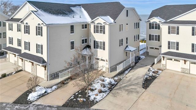 5239 Lake Road W 305, Ashtabula, OH 44004