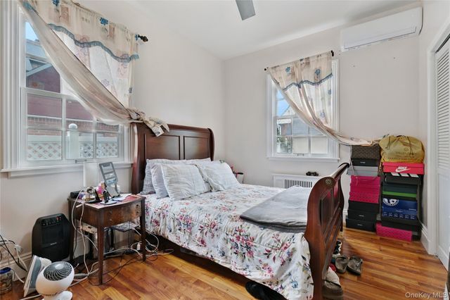1011 Bay 24th Street, Far Rockaway, NY 11691