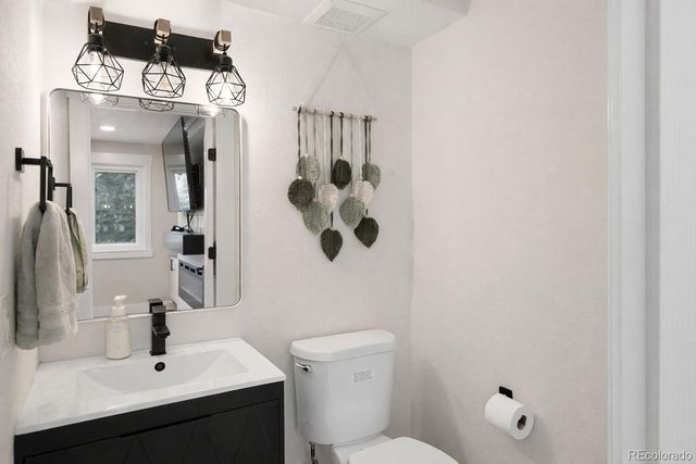 613 N Brentwood Court, Castle Rock, CO 80104