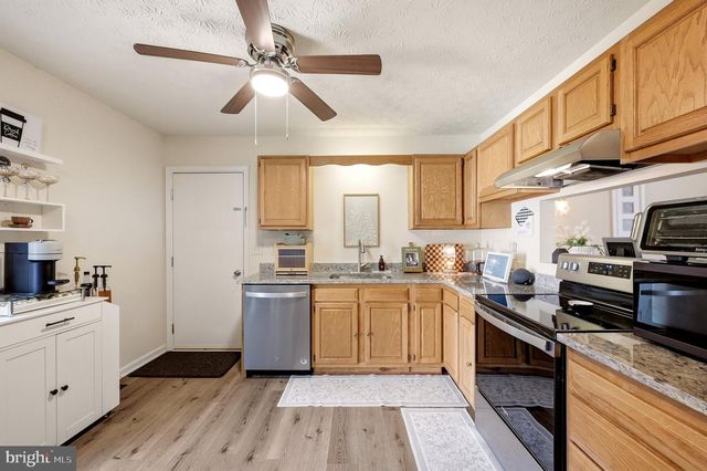 452 MORGAN ST, Inwood, WV 25428
