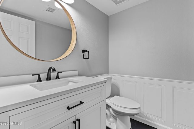 2382 W HEMLOCK Court, Chandler, AZ 85248