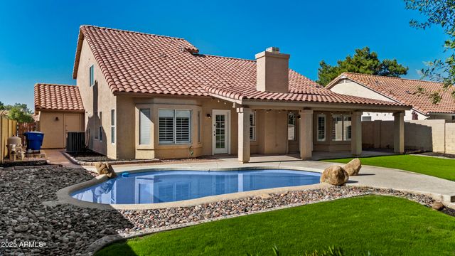 2382 W HEMLOCK Court, Chandler, AZ 85248