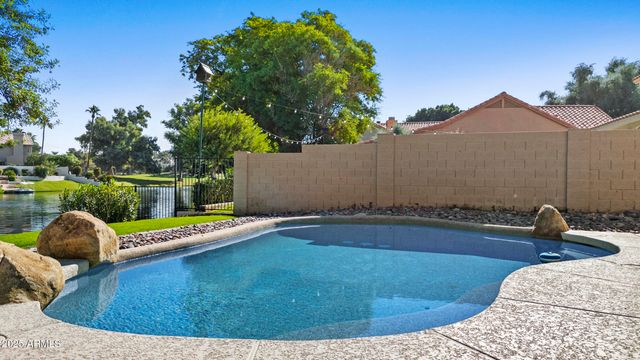 2382 W HEMLOCK Court, Chandler, AZ 85248