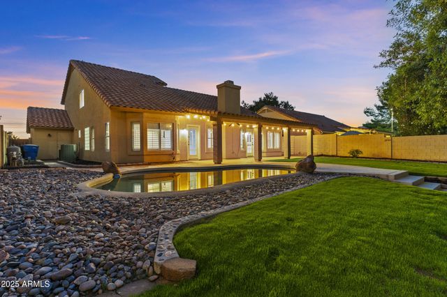 2382 W HEMLOCK Court, Chandler, AZ 85248