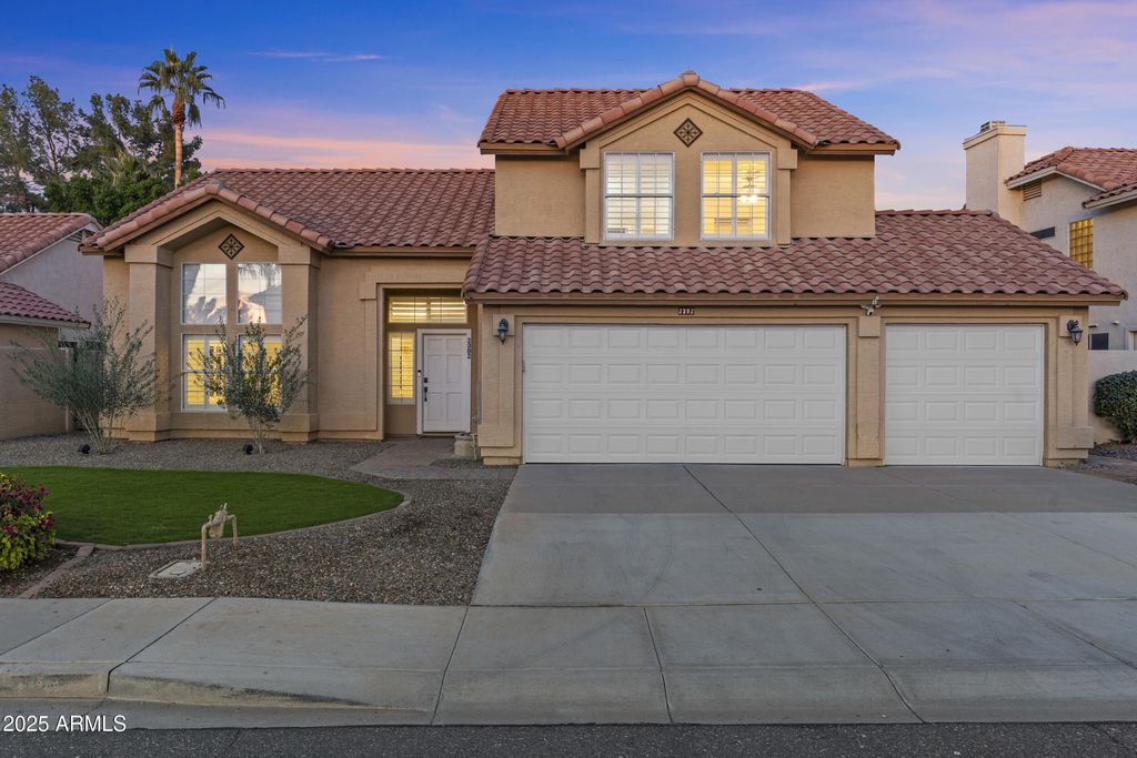 2382 W HEMLOCK Court, Chandler, AZ 85248