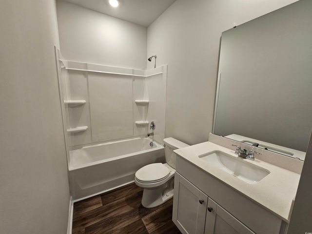 2033 Wild Indigo Circle NW, Calabash, NC 28467