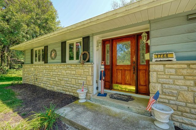 1744 Graham Road, Reynoldsburg, OH 43068