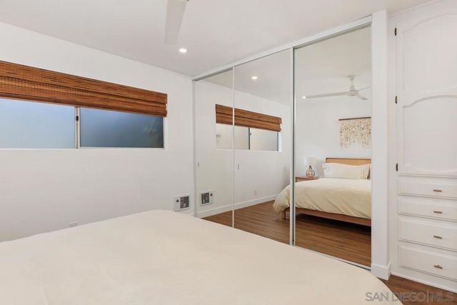 4627 Park Dr, Carlsbad, CA 92008