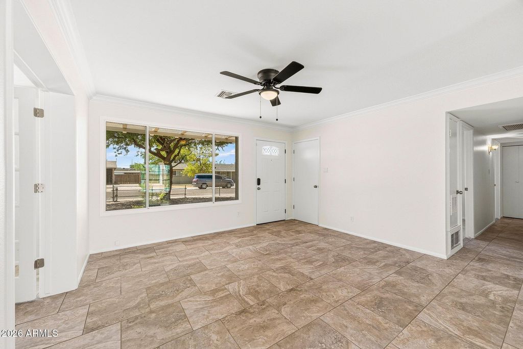 2240 W PARADISE Drive, Phoenix, AZ 85029 — photo 5