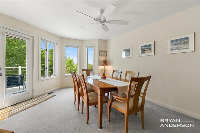 810 S Harbor Drive 22, Grand Haven, MI 49417