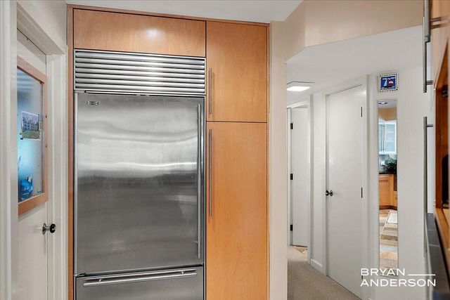 810 S Harbor Drive 22, Grand Haven, MI 49417
