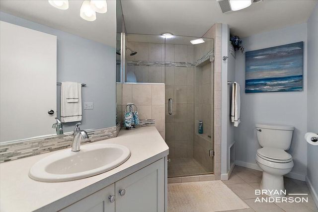 810 S Harbor Drive 22, Grand Haven, MI 49417
