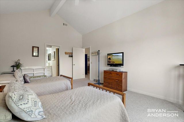 810 S Harbor Drive 22, Grand Haven, MI 49417