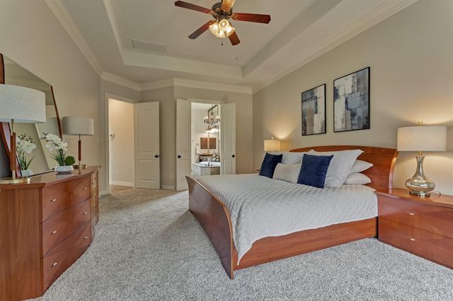 67 S Sage Sparrow Circle, Spring, TX 77389