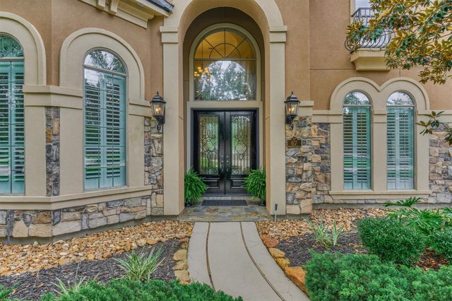 67 S Sage Sparrow Circle, Spring, TX 77389