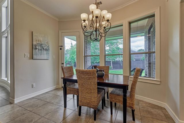 67 S Sage Sparrow Circle, Spring, TX 77389