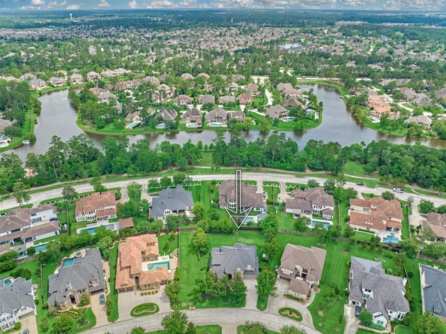 67 S Sage Sparrow Circle, Spring, TX 77389