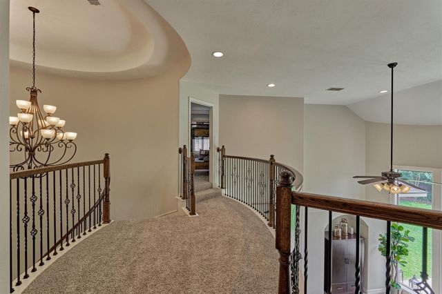 67 S Sage Sparrow Circle, Spring, TX 77389