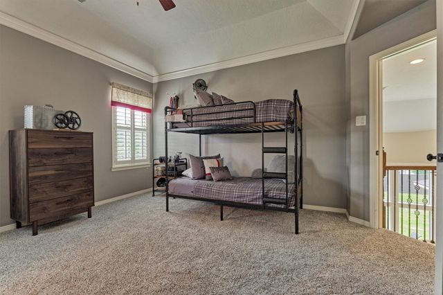 67 S Sage Sparrow Circle, Spring, TX 77389