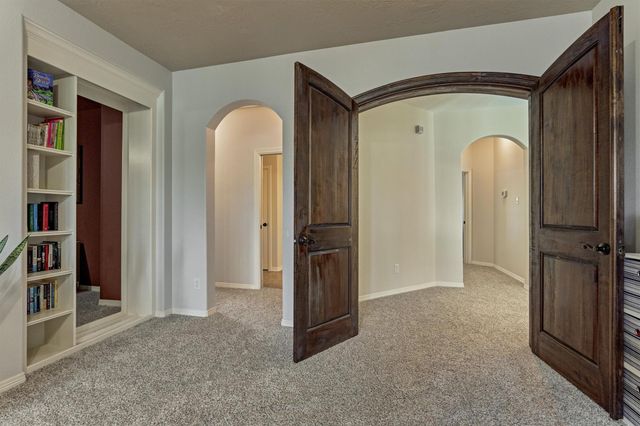 67 S Sage Sparrow Circle, Spring, TX 77389