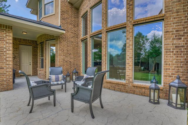 67 S Sage Sparrow Circle, Spring, TX 77389