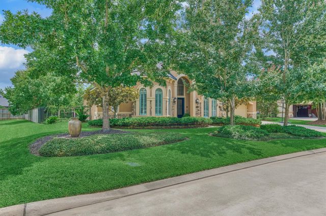 67 S Sage Sparrow Circle, Spring, TX 77389