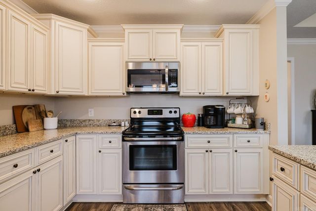 1200 Andrews Dr, Conway, AR 72032