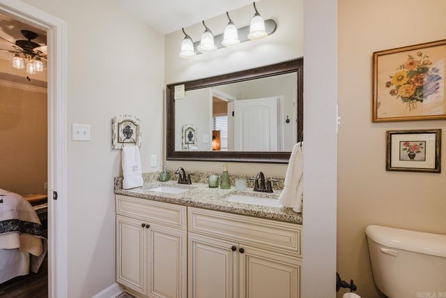 1200 Andrews Dr, Conway, AR 72032