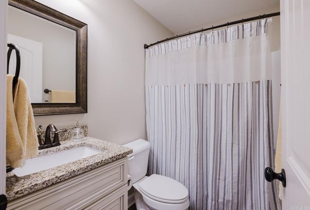 1200 Andrews Dr, Conway, AR 72032