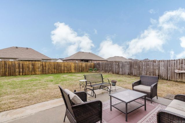 1200 Andrews Dr, Conway, AR 72032