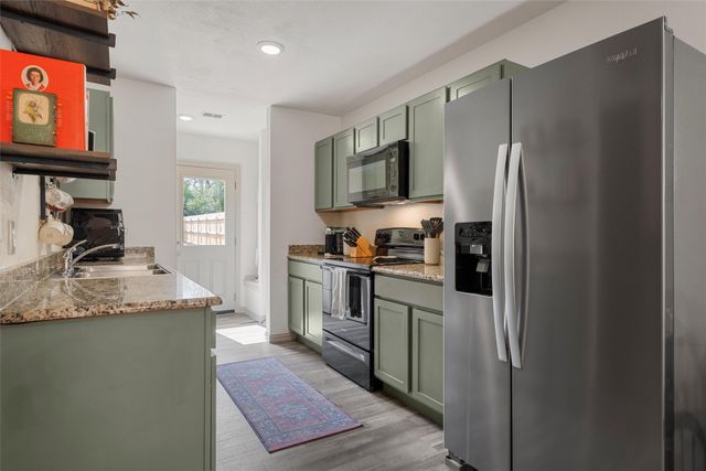 1124 N 13th Street, Waco, TX 76707