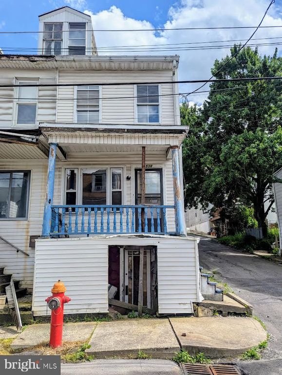 538 W SPRUCE ST, Mahanoy City, PA 17948