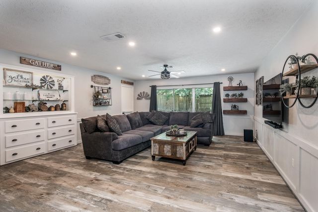 1971 Ogrady Drive, Conroe, TX 77304