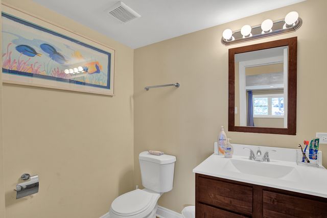935 E 169th Street, South Holland, IL 60473