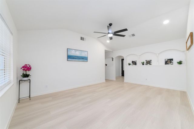 11222 Sandstone Street, Houston, TX 77072