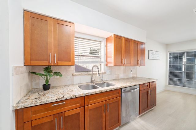 11222 Sandstone Street, Houston, TX 77072