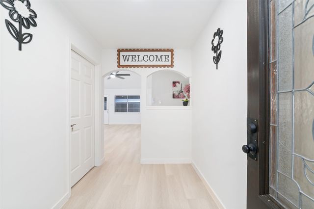 11222 Sandstone Street, Houston, TX 77072