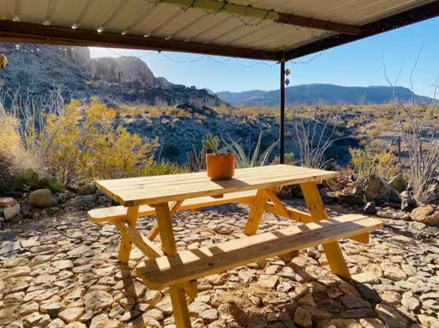 122 Dark Canyon Loop, Terlingua, TX 79852