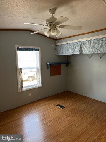 275 RUPERT CIRCLE, Brooklyn Park, MD 21225