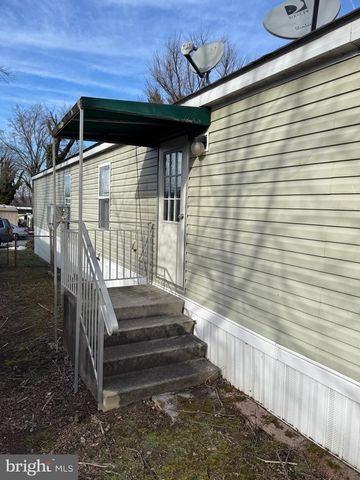 275 RUPERT CIRCLE, Brooklyn Park, MD 21225