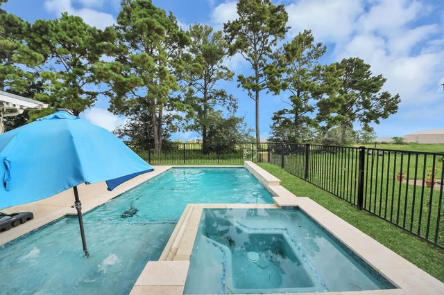 7714 Heron Lakes Drive, Houston, TX 77064