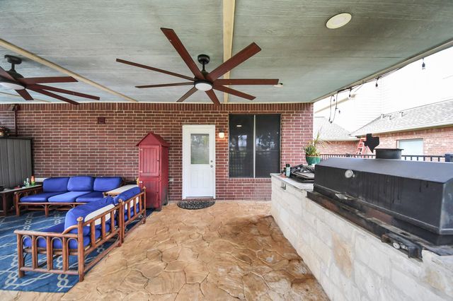 7714 Heron Lakes Drive, Houston, TX 77064