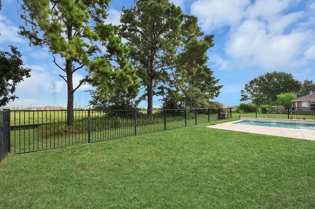 7714 Heron Lakes Drive, Houston, TX 77064