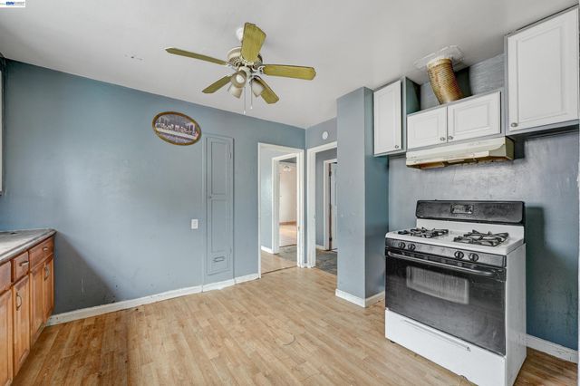 1355 91st Ave, Oakland, CA 94603