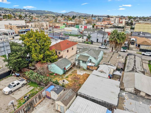 1355 91st Ave, Oakland, CA 94603