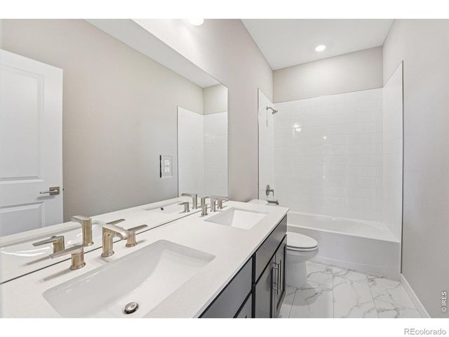 2756 Crystal Springs Lane, Longmont, CO 80503