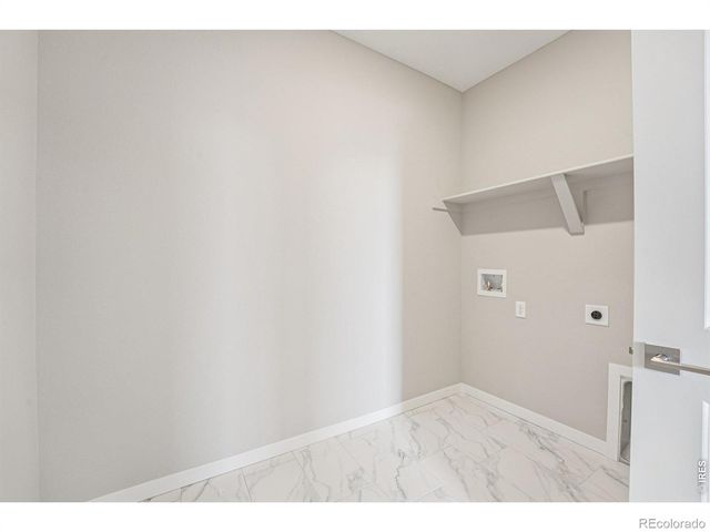 2756 Crystal Springs Lane, Longmont, CO 80503