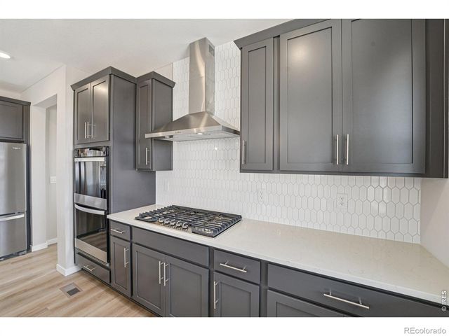 2756 Crystal Springs Lane, Longmont, CO 80503
