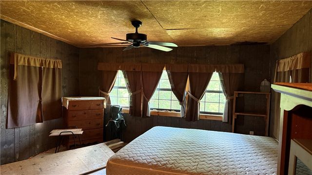 2710 NC 2847, Marble Falls, AR 72648