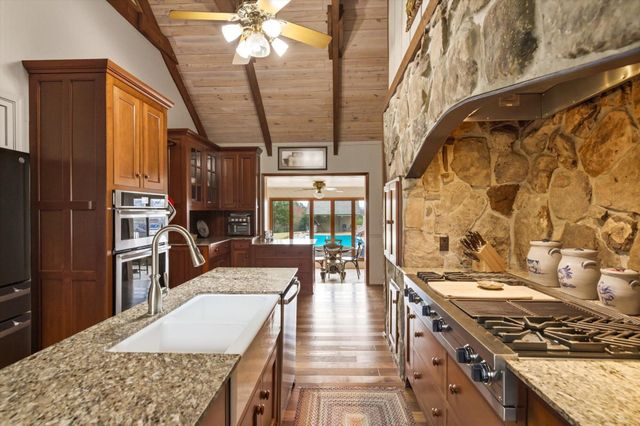 209 County Road 576, Englewood, TN 37329